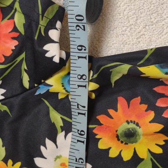 Vintage 70's Black w/Daisies Short Sleeved Button Up Blouse -Modern Edge Sz LG - Picture 13 of 16